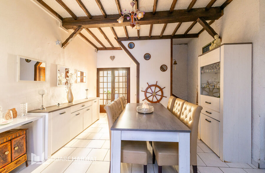 MAISON DE VILLE 5 CHAMBRES EN SEMI PLAIN PIED