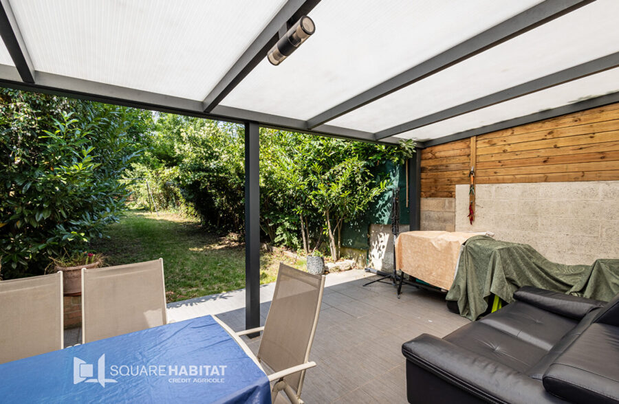 Lomme proche métro : maison 5 chambres, bureau, garage et grand jardin