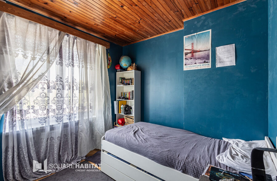 Lomme proche métro : maison 5 chambres, bureau, garage et grand jardin