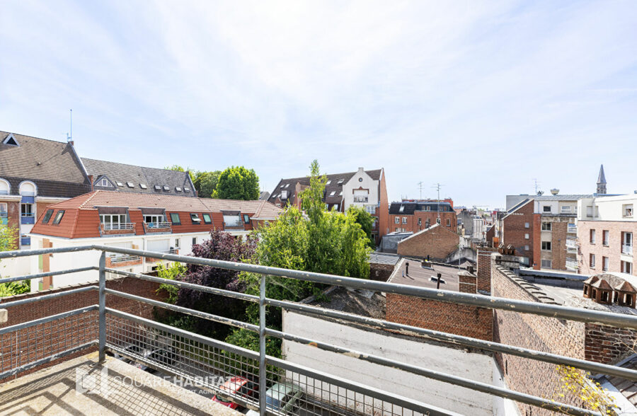LILLE VAUBAN – NATIONALE: T3 + balcon +cave et parking