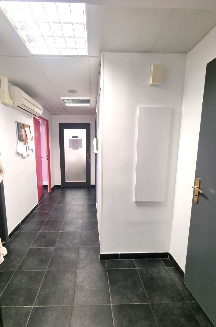 PONT A MARCQ : ensemble immobilier à usage mixte : professionnel et habitation