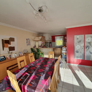 Appartement  T3 de 73 m2 + local commercial de 44 m² avec garage