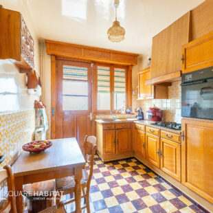 MAISON SEMI INDIVIDUELLE AVEC GARAGE &nbsp;Sous compromis&nbsp;