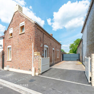 LONGERE INDIVIDUELLE DE 123 M²