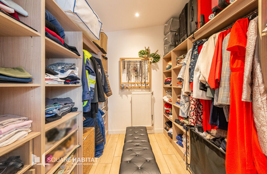 LONGERE INDIVIDUELLE DE 123 M²