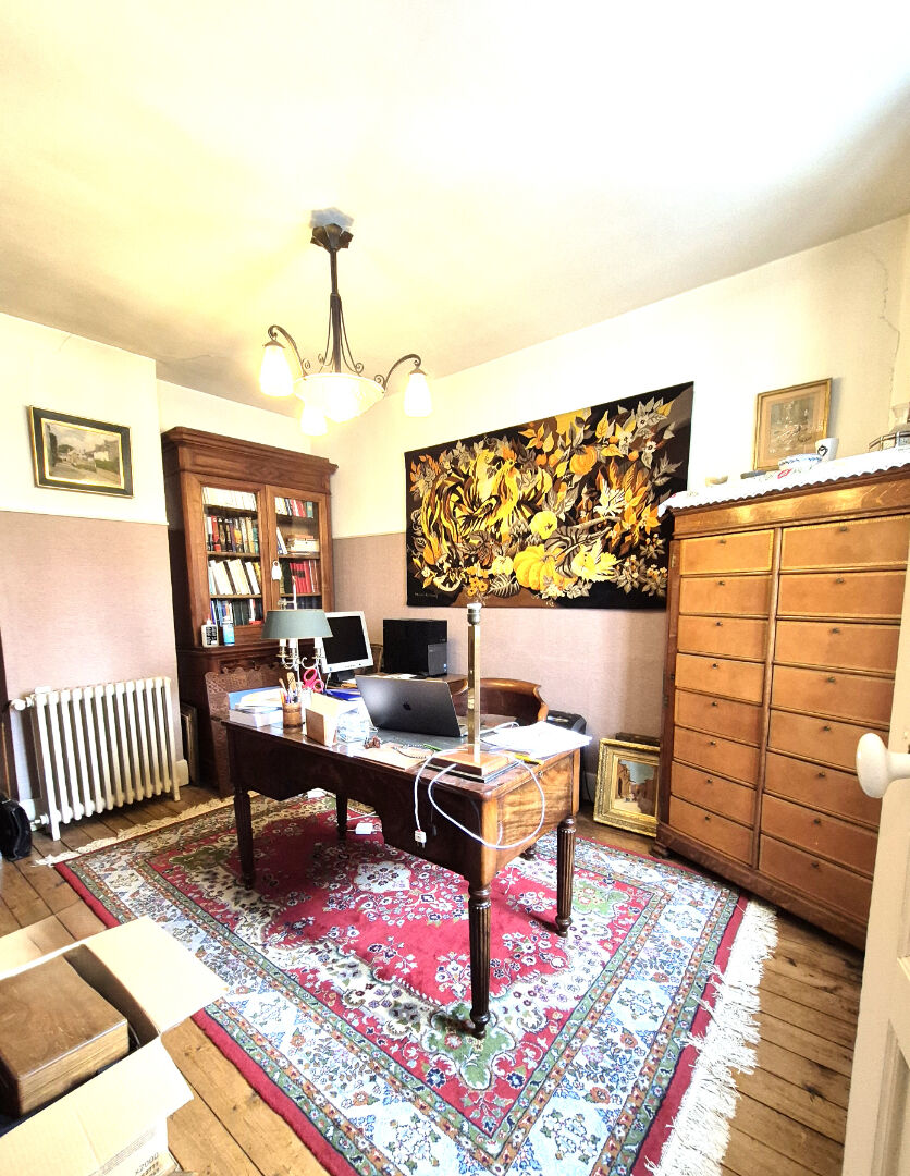 Maison Cambrai 10 pièce(s) 242 m2