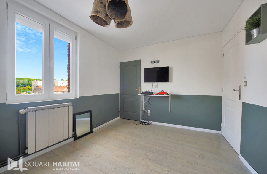 Maison 5 chambres jardin garage Billy Montigny