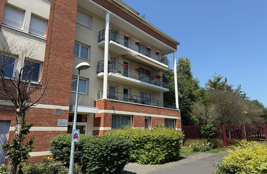 Centre-ville, appartement T2 avec balcon et cave