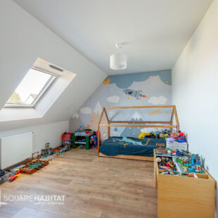 PAVILLON SEMI PLAIN PIED  4 CHAMBRES DE 156 M²