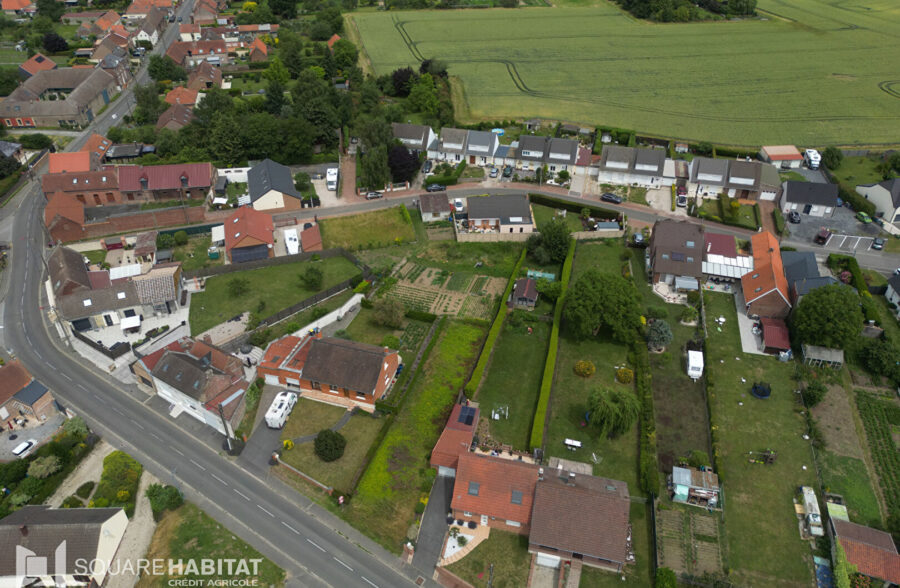 Terrain constructible Estrées 1 082m²
