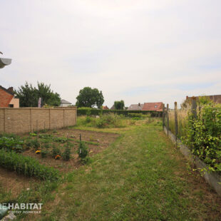 Terrain constructible Estrées 1 082m²