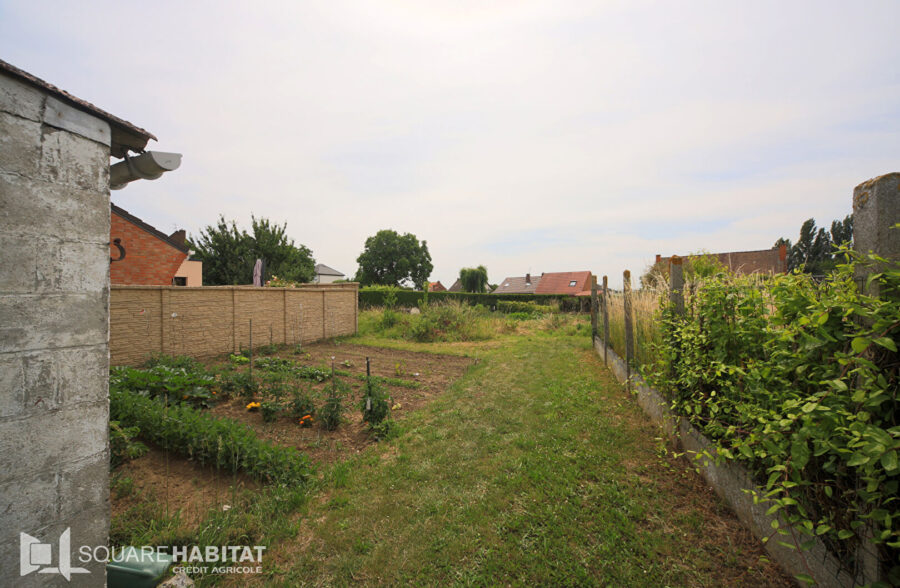 Terrain constructible Estrées 1 082m²