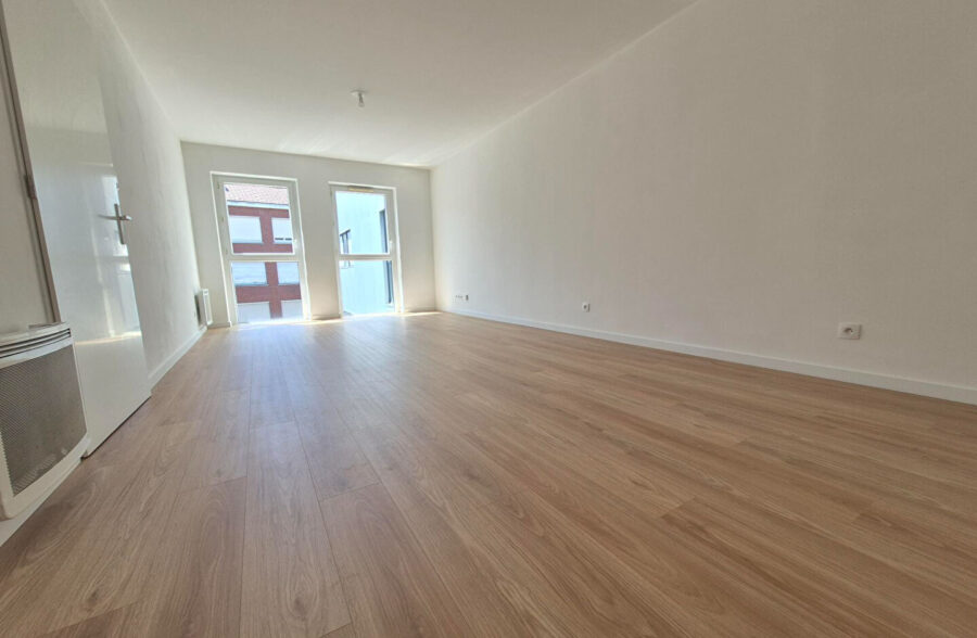 LILLE WAZEMMES/GAMBETTA: Type 2 lumineux de 50m² avec parking sous-sol
