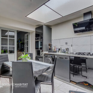En exclusivité, maison de ville 5 pièces 100m² + extérieur à Roubaix, 114 500€ FAI !!!