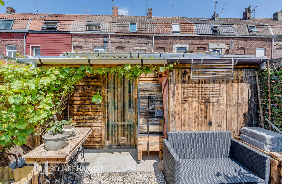 En exclusivité, maison de ville 5 pièces 100m² + extérieur à Roubaix, 114 500€ FAI !!!