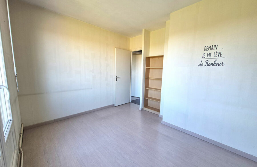 T3 traversant lumineux – Résidence sécurisée – Secteur recherché