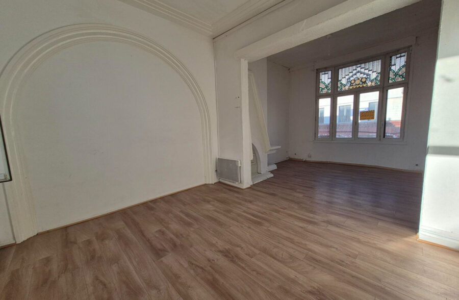 Immeuble Lille 5 pièce(s) 148.5 m2