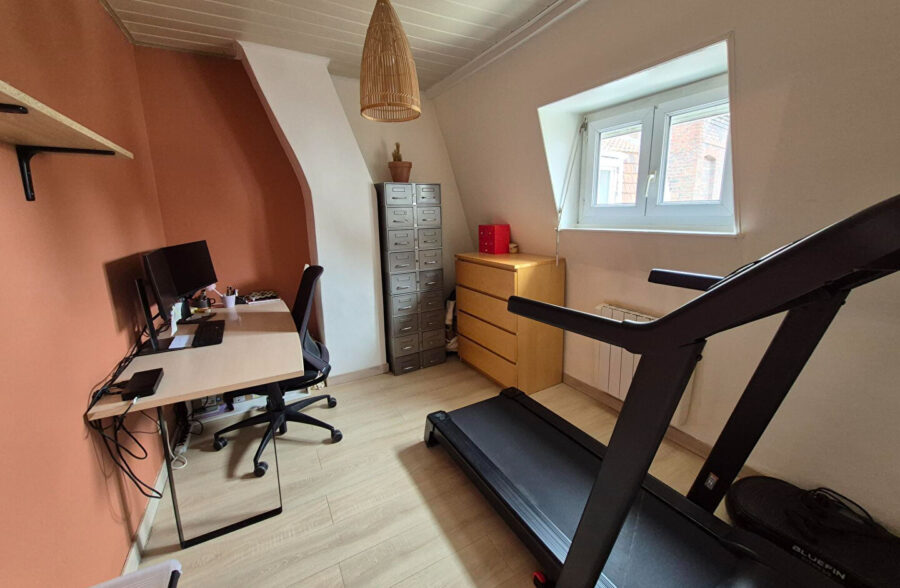 Croix, maison semi-flamande, 2 chambres + bureau