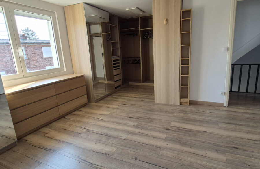 Maison  5 pièce(s) 124.37 m2