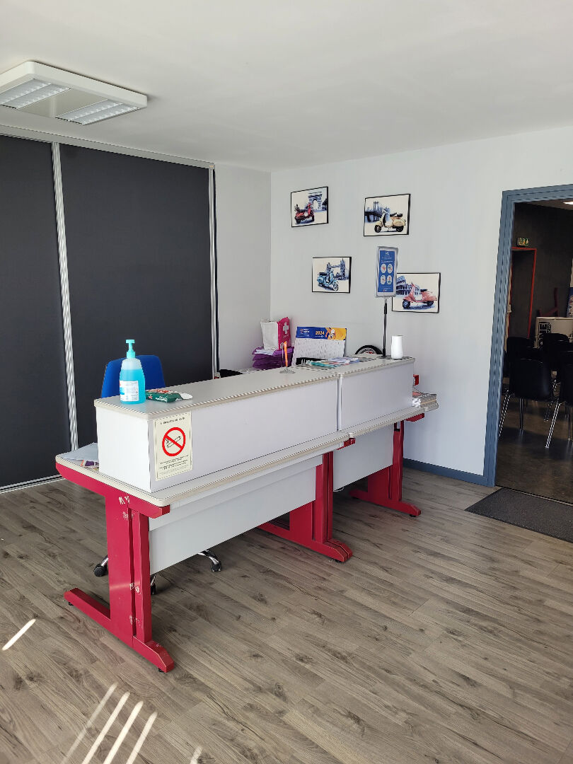 Emplacement Idéal à Louer – Local Commercial 80m² à Flers-en-Escrebieux