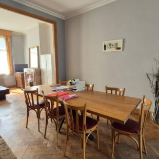 Proximité immédiate de la Deûle, belle maison des années 30 avec 4 chambres et magnifique jardin