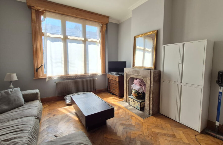 Proximité immédiate de la Deûle, belle maison des années 30 avec 4 chambres et magnifique jardin