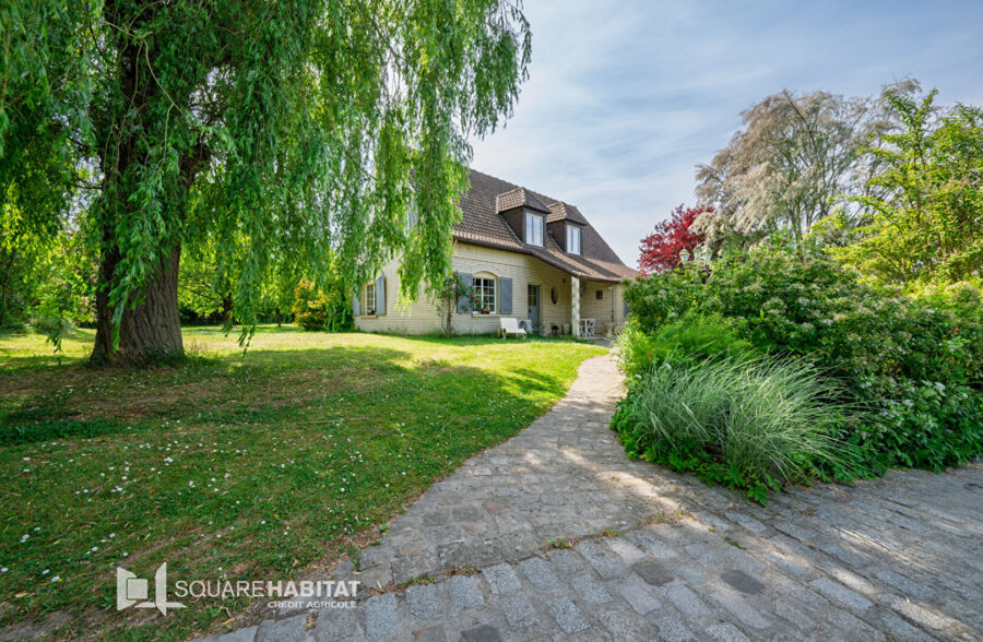 Ennetières-en-Weppes Villa de semi plain-pied – 5 chambres et bureau – 2000m² de parcelle