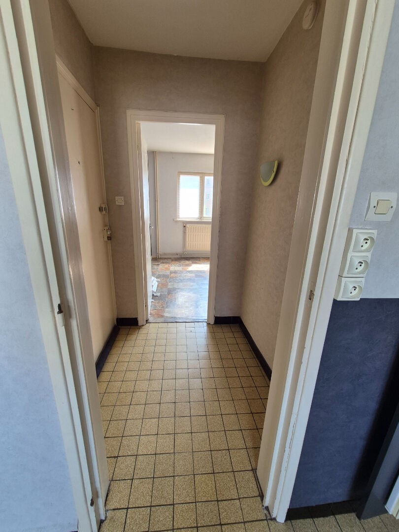 Appartement Maubeuge à raffraichir
