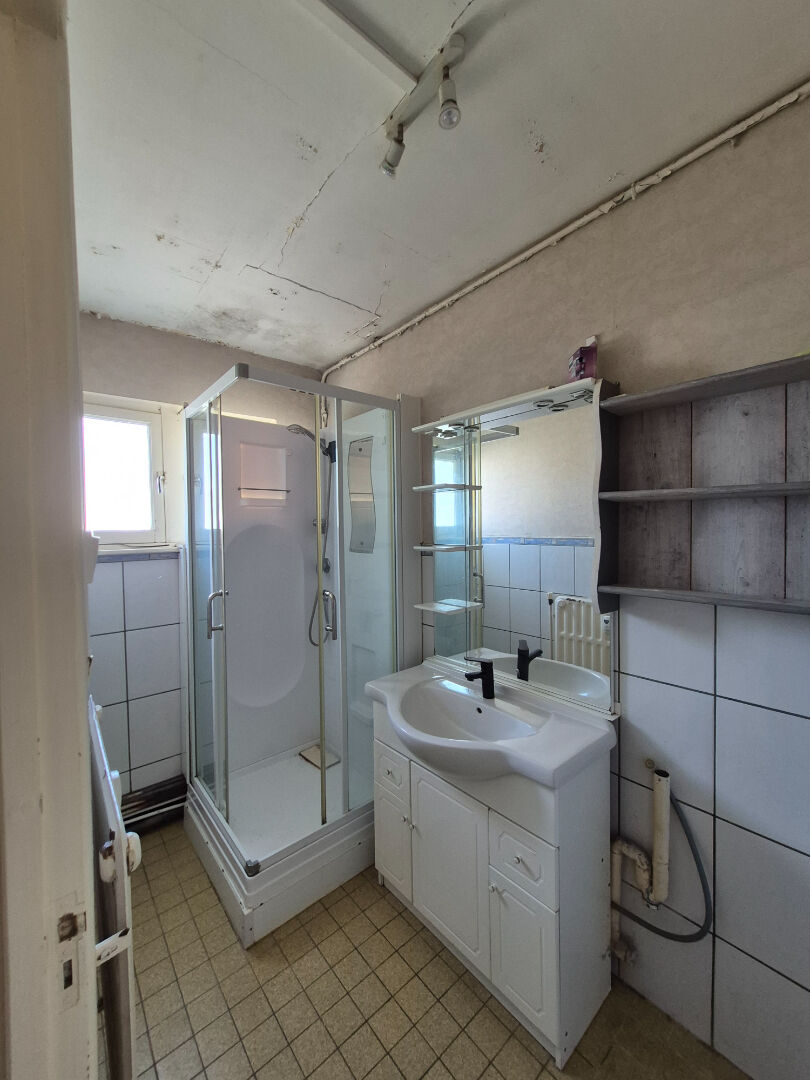 Appartement Maubeuge à raffraichir