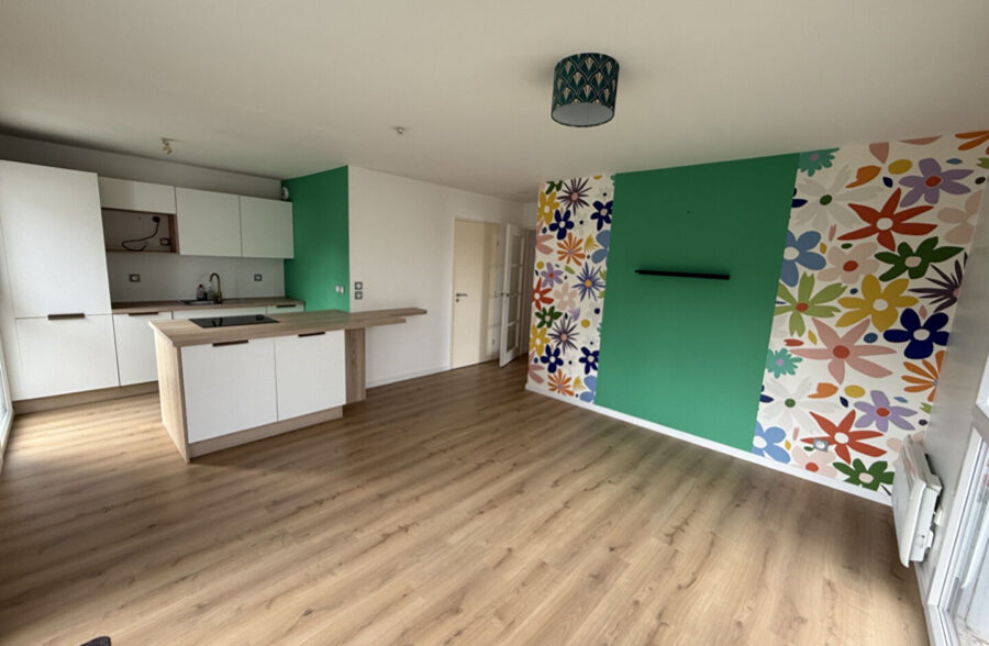 WATTRELOS – APPARTEMENT T2 – BALCON ET PLACE DE PARKING