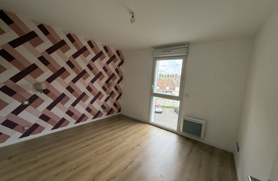 WATTRELOS – APPARTEMENT T2 – BALCON ET PLACE DE PARKING