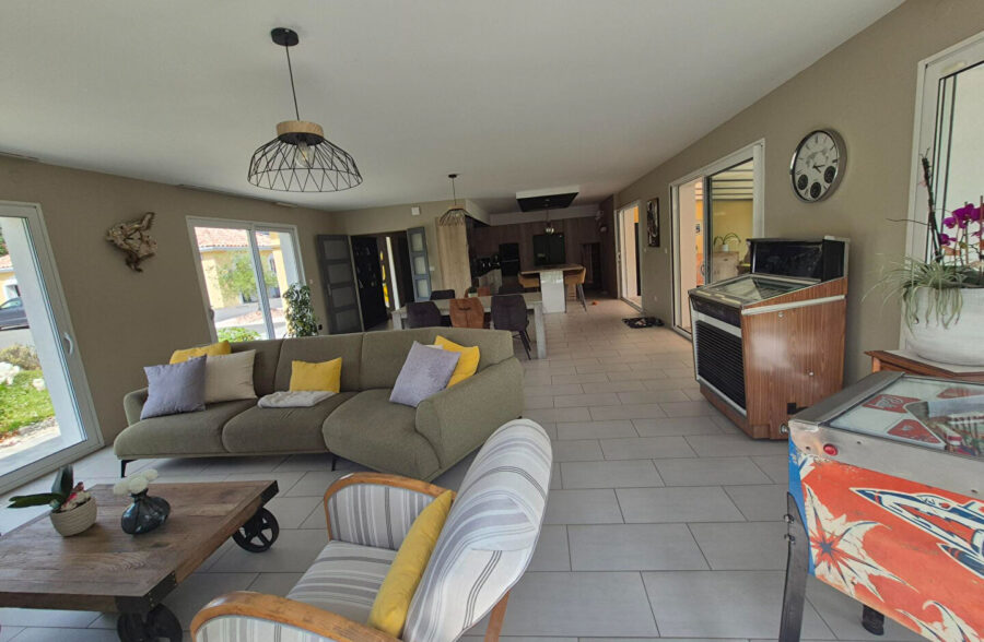 – À vendre – Maison individuelle atypique 4 chambres – Aire-sur-la-Lys
