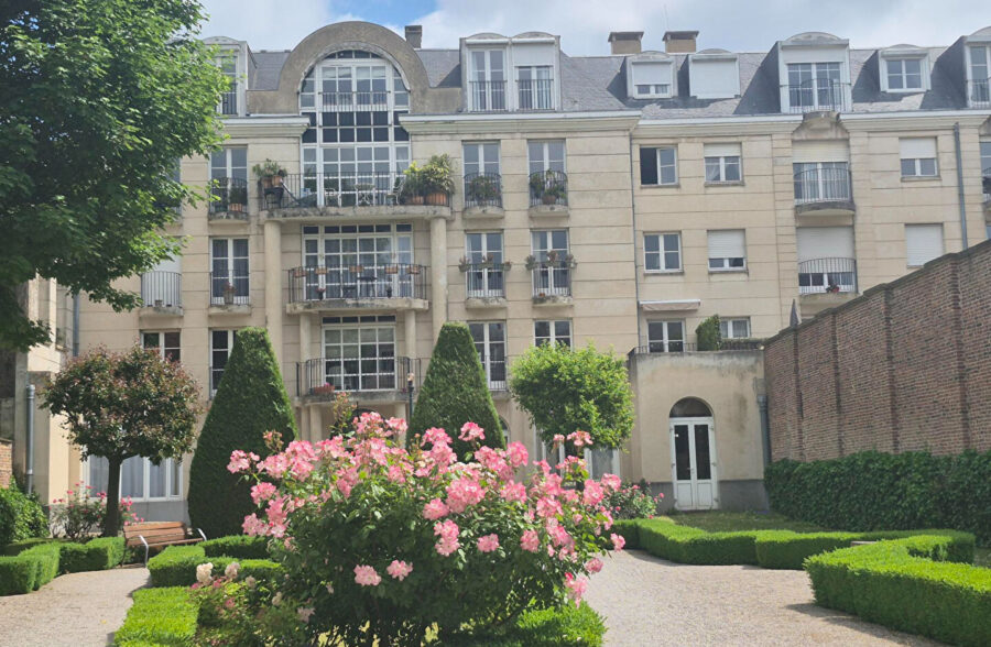 VIEUX LILLE – T3 avec balcon RESIDENCE SENIORS avec services “LES HESPERIDES”