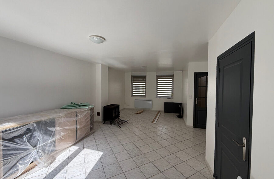 Maison 3 chambres + terrasse – proche centre