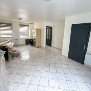 Maison 3 chambres + terrasse – proche centre
