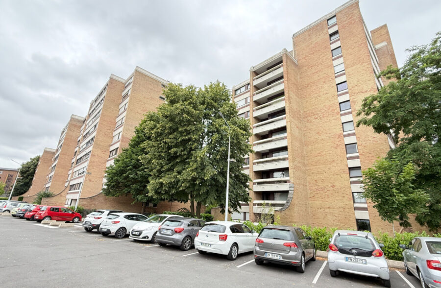 Lille Esquermes / Port de Lille T1de 41.62 m2 avec cave et parking
