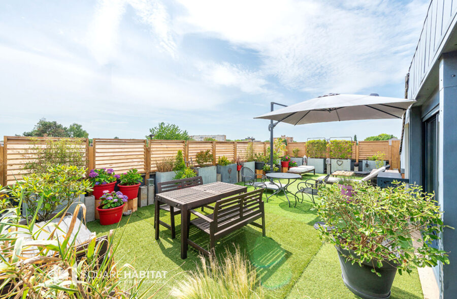 APPARTEMENT T4  de 108 m² AVEC TERASSE