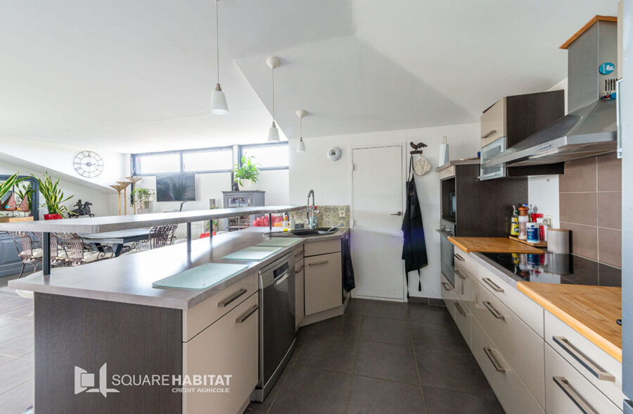 APPARTEMENT T4  de 108 m² AVEC TERASSE