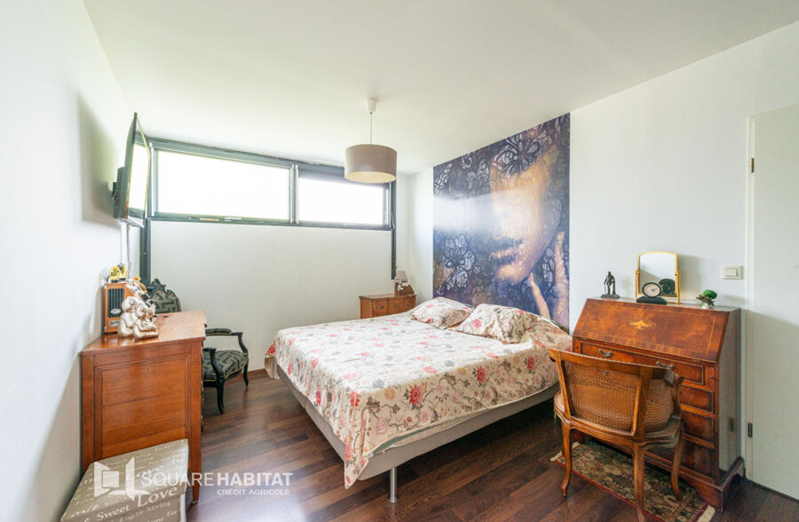 APPARTEMENT T4  de 108 m² AVEC TERASSE