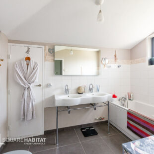 APPARTEMENT T4  de 108 m² AVEC TERASSE