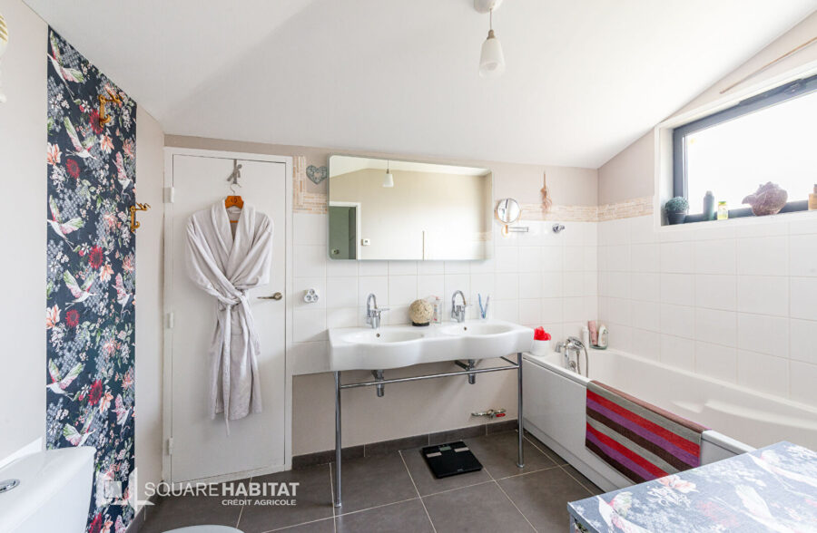 APPARTEMENT T4  de 108 m² AVEC TERASSE
