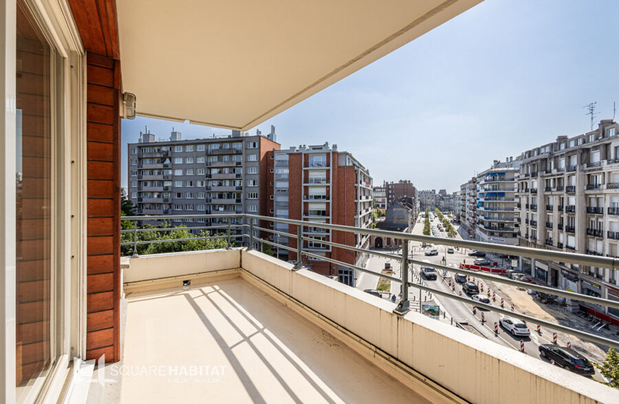 EXCLUSIVITE LILLE BOULEVARD CARNOT : TYPE 3 LUMINEUX AVEC BALCON, GARAGE ET CAVE PRIVATIVE