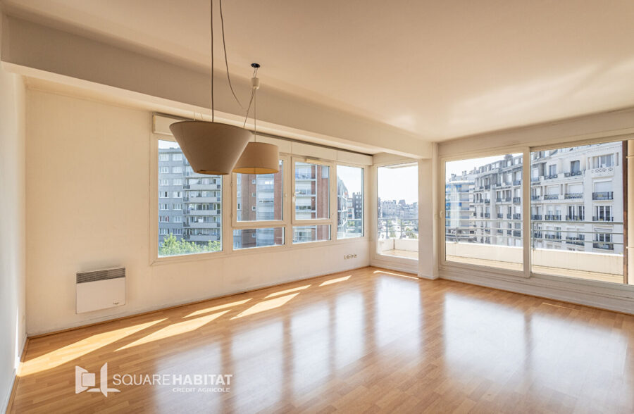 EXCLUSIVITE LILLE BOULEVARD CARNOT : TYPE 3 LUMINEUX AVEC BALCON, GARAGE ET CAVE PRIVATIVE