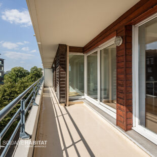 EXCLUSIVITE LILLE BOULEVARD CARNOT : TYPE 3 LUMINEUX AVEC BALCON, GARAGE ET CAVE PRIVATIVE