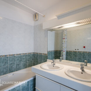 EXCLUSIVITE LILLE BOULEVARD CARNOT : TYPE 3 LUMINEUX AVEC BALCON, GARAGE ET CAVE PRIVATIVE