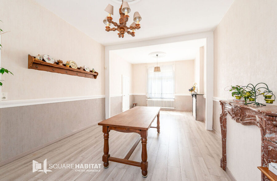 Maison individuelle semi plain pied avec grange …Superbe potentiel !