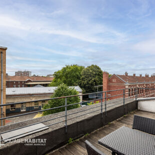 LILLE WAZEMMES : APPARTEMENT TYPE 2 BIS AVEC TERRASSE PRIVATIVE