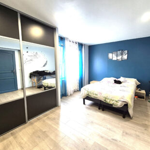 Maison 165m2 habitables , 4 chambres et un bureau