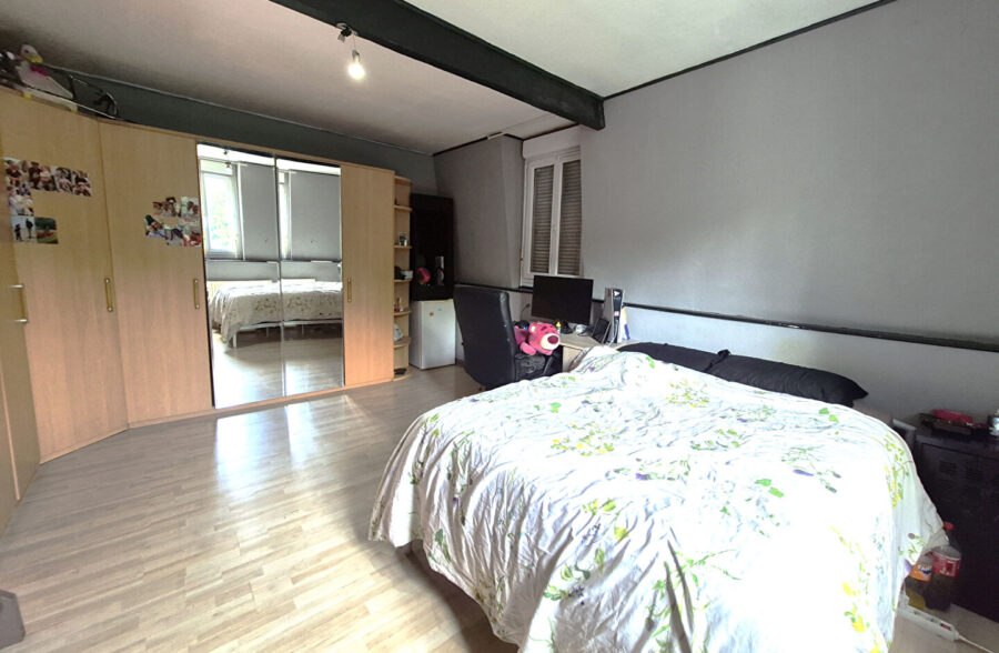 Maison 165m2 habitables , 4 chambres et un bureau