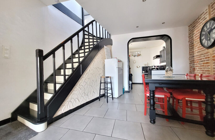 Maison semi-individuelle à Corbehem, 2 chambres, dressing et jardin